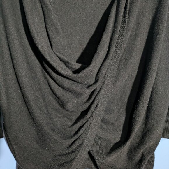 VICTORIA SECRET Front Cross Women's Sweater Vintage Size M - Picture 2 of 6